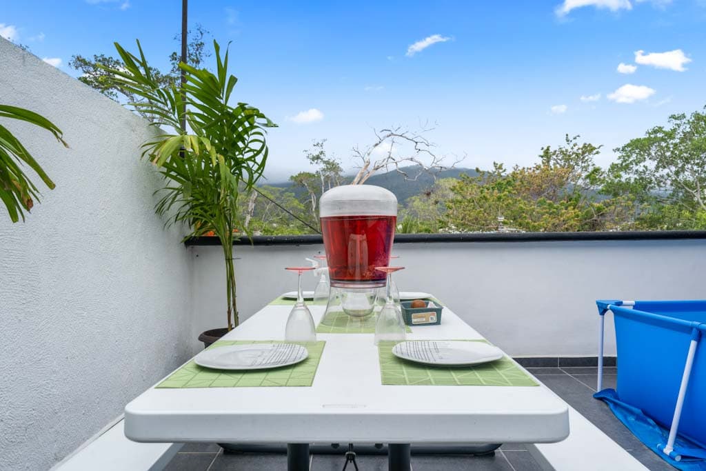 Terraza y experiencia exterior de Aralias